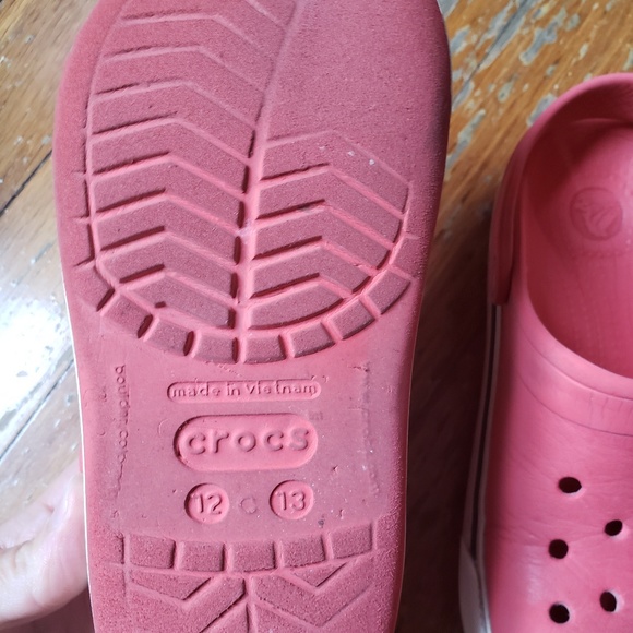 Crocks - Picture 3 of 3